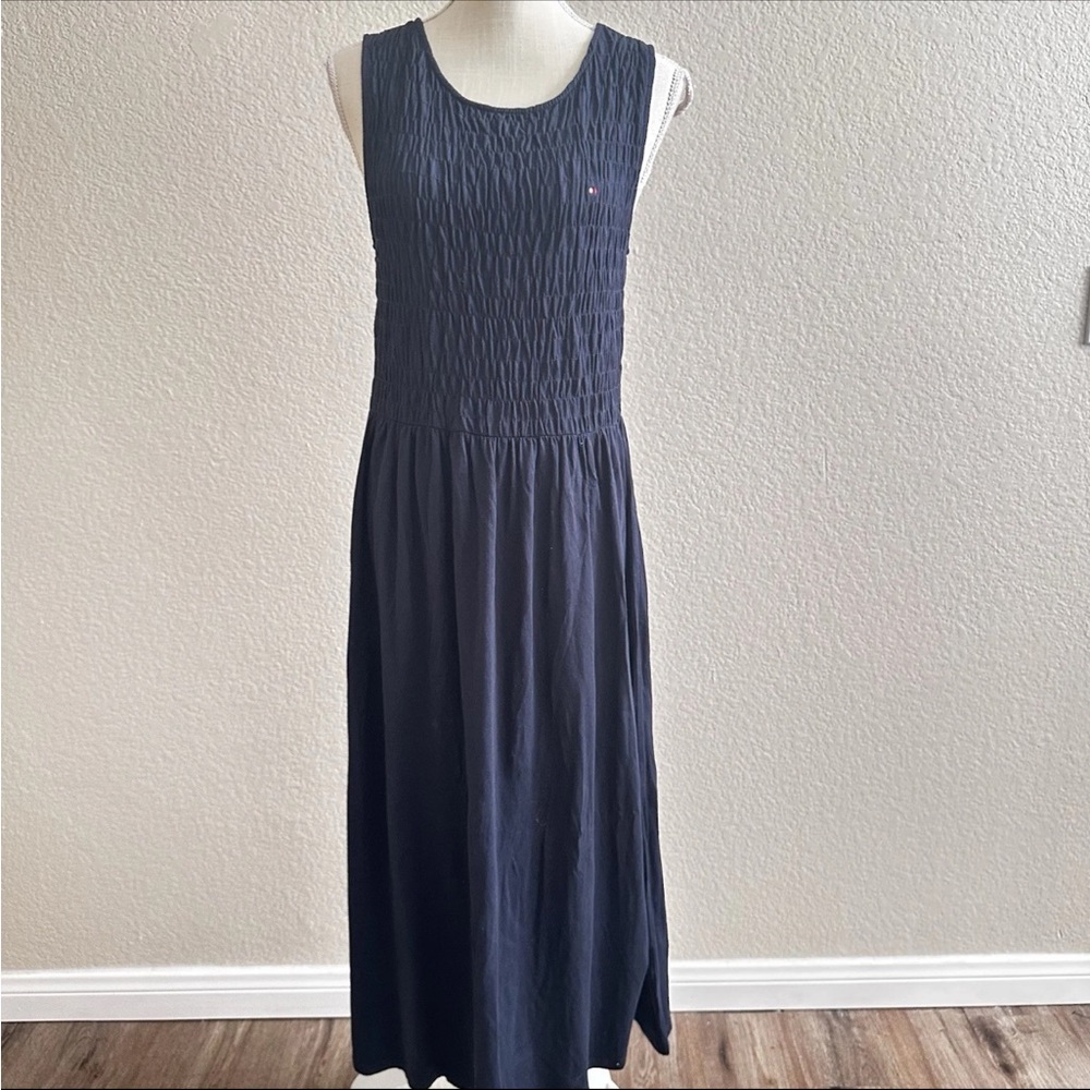 Tommy Hilfiger Dress Size M Navy Sleeveless Smocked Midi Capsule Academia